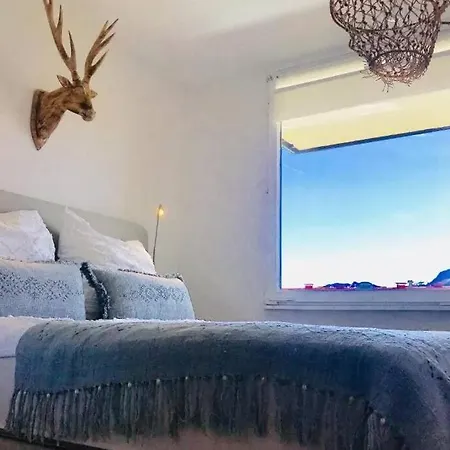 Design Ferienwohnung Mit Bergblick Und Schwimmbad Офтершванг