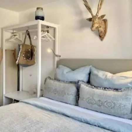 Апартаменты Design Ferienwohnung Mit Bergblick Und Schwimmbad